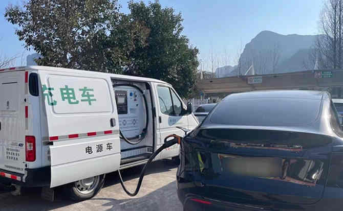 黄州区汽车搭电